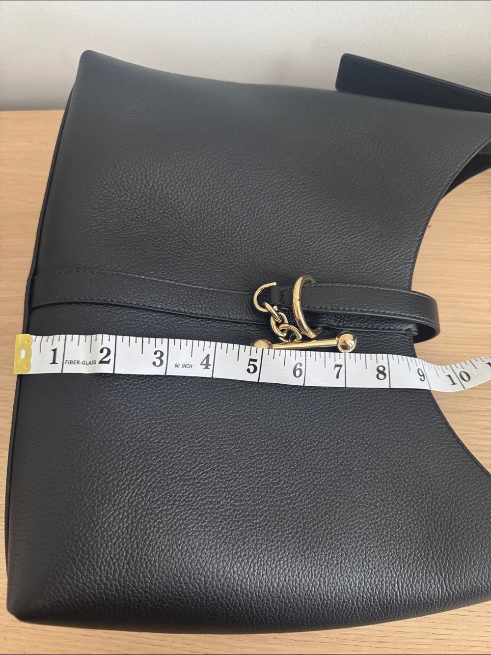 Strathberry Kite Hobo black with gold hardware - Picture 9 of 13